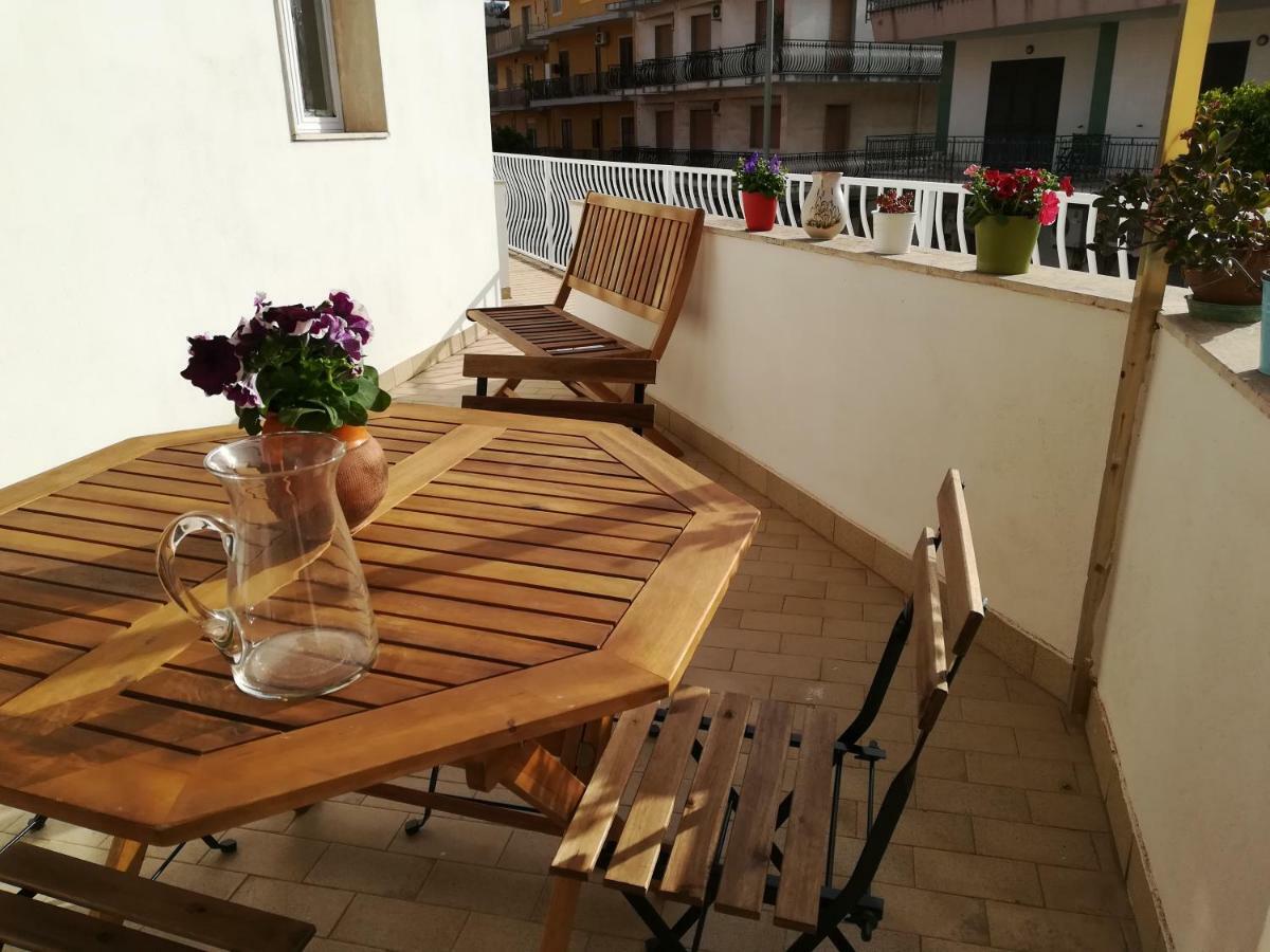 Case Degli Avi, Camere Nel Borgo Marinaro Pozzallo Exterior foto