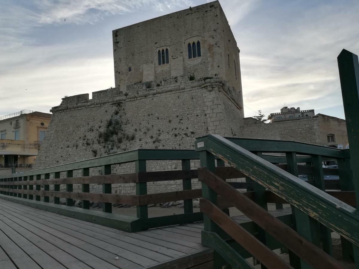 Case Degli Avi, Camere Nel Borgo Marinaro Pozzallo Exterior foto